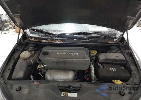 2015 Chrysler 200 C из США, поврежденный, VIN 1C3CCCCB6FN714380